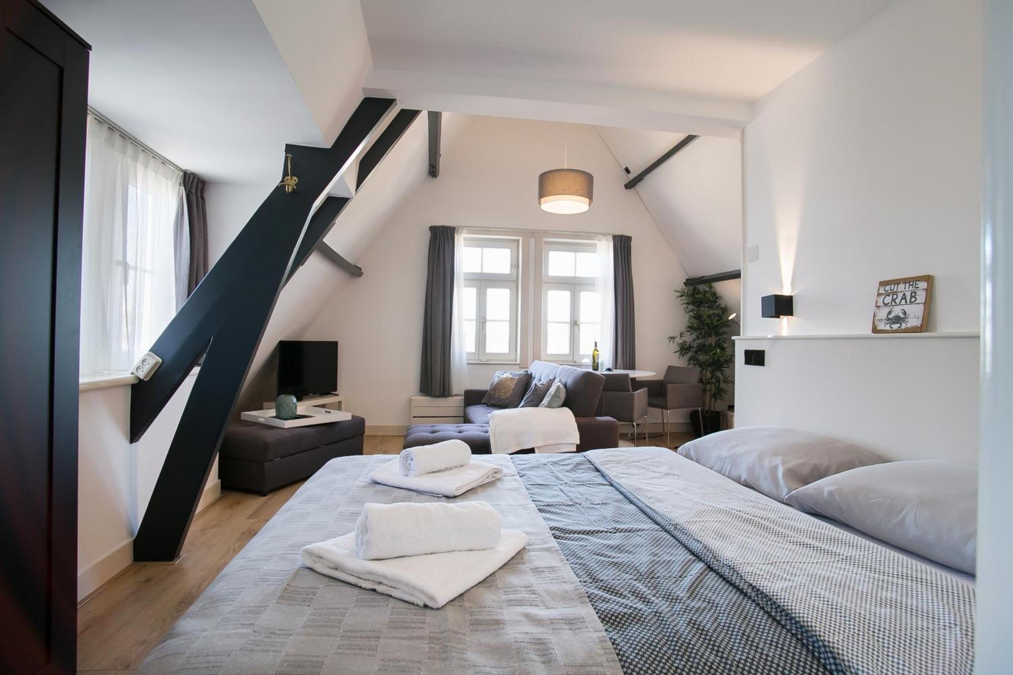 Four Star Apartments - Berkenbosch Blokstraat Haag Rom bilde